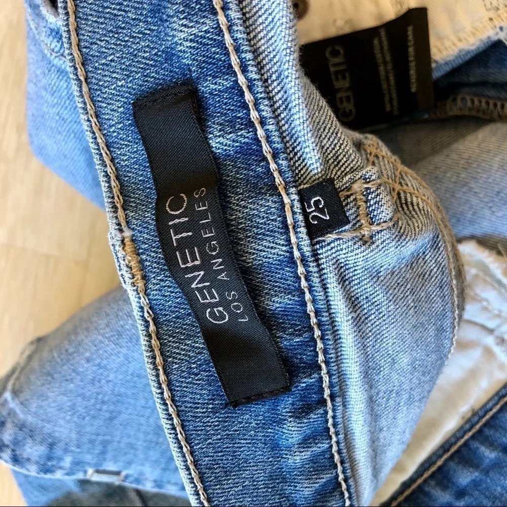 Genetic Runaway Brentwood High Rise Crop Jeans 26 - Picture 6 of 7
